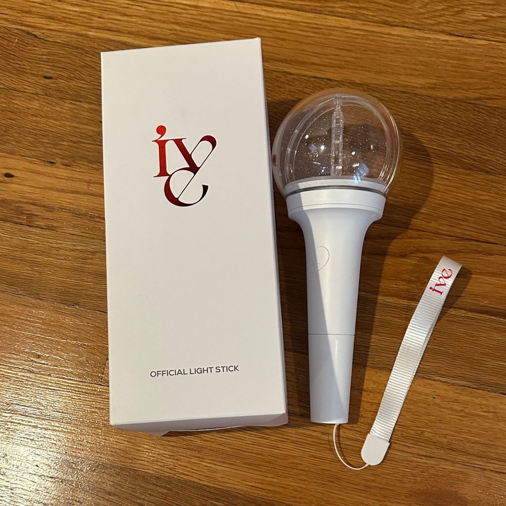 IVE official light stick